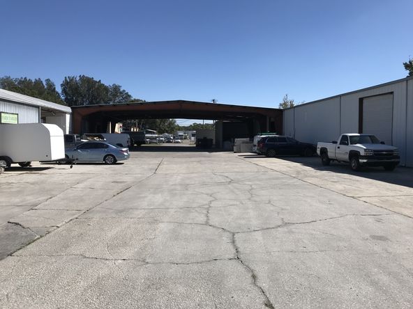 Drew Park Industrial Warehouse: 5010 N Coolidge Ave, Tampa, FL 33614